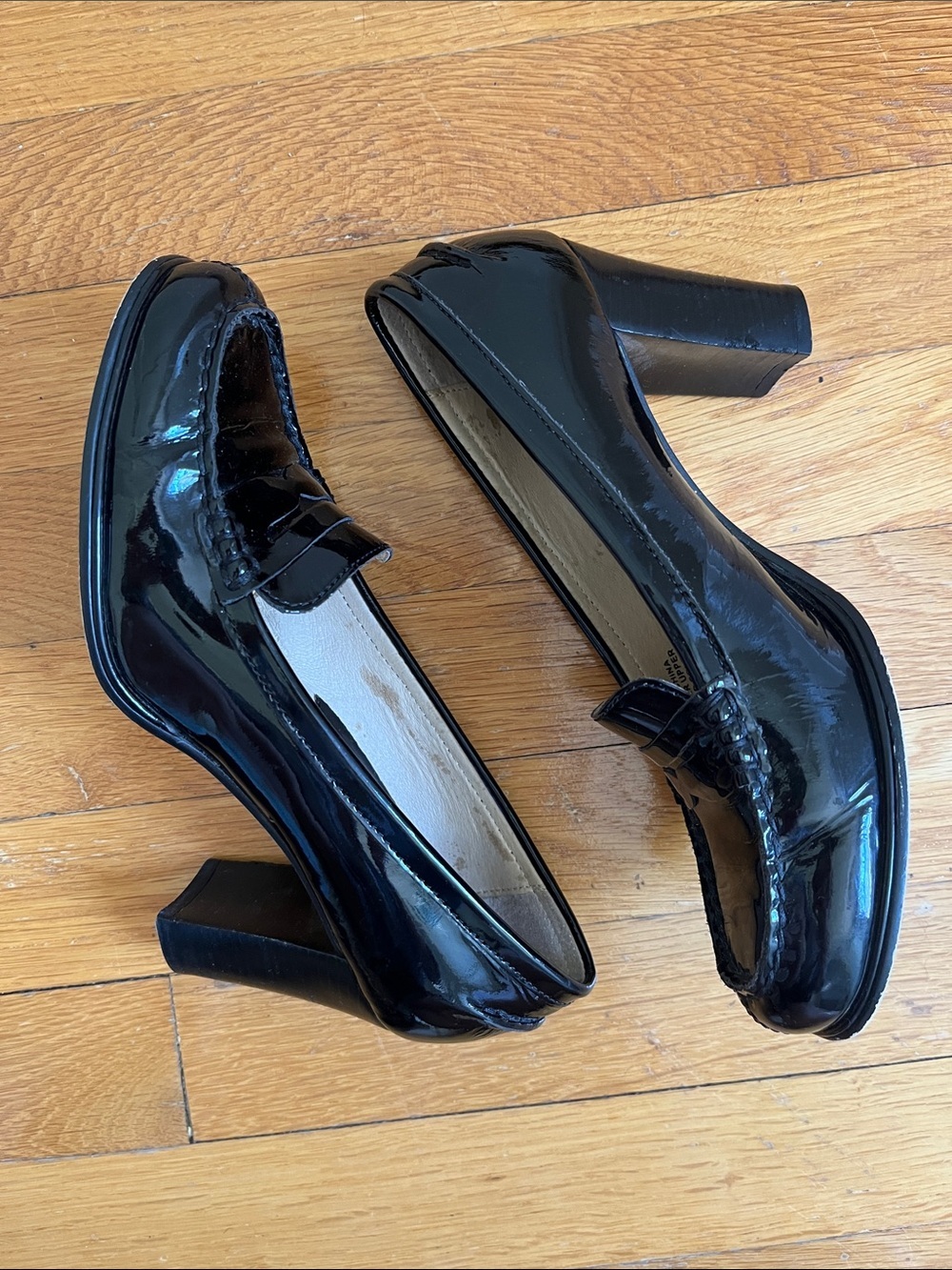 Michael by Michael Kors Size 6 1/2 Black Patent Leather Oxford Pumps 6.5 Heels - Picture 4 of 13
